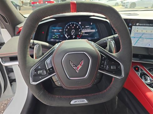 Used 2025 Chevrolet Corvette Z06 image 27