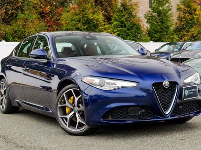 Used 2020 Alfa Romeo Giulia Ti w/ Active Blind Spot Package