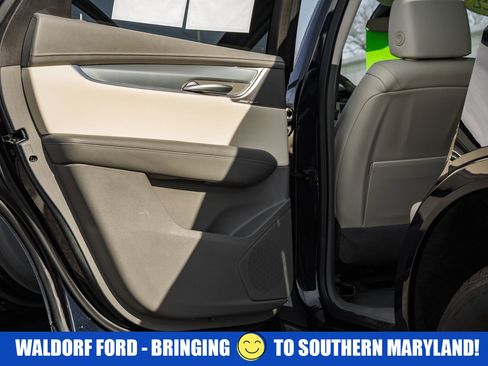 Used 2022 Cadillac XT5 Premium Luxury image 41