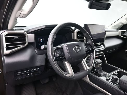 Used 2024 Toyota Tundra Limited image 13