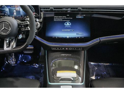 New 2026 Mercedes-Benz E 53 AMG e 4MATIC Sedan image 15