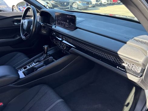 Used 2023 Honda Accord Sport image 22