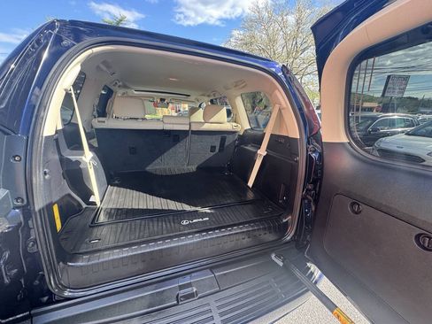 Used 2020 Lexus GX 460 Premium w/ Premium Package AWD/4WD image 30