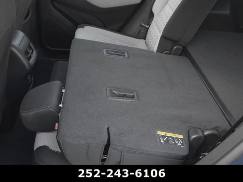 Used 2024 Chevrolet Equinox LS FWD image 25