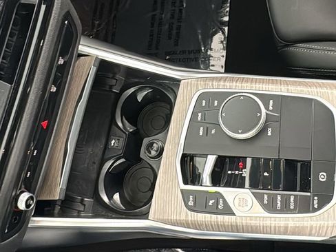 Used 2025 BMW 330i xDrive 330i xDrive image 27