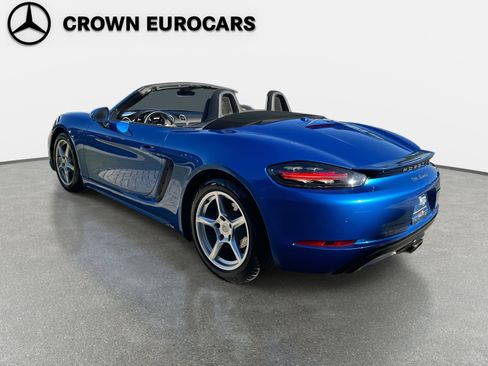 Used 2017 Porsche 718 Boxster image 3
