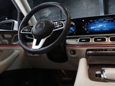 Used 2020 Mercedes-Benz GLS 450 4MATIC image 62