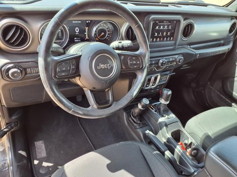 Certified 2020 Jeep Wrangler Sport AWD/4WD image 2