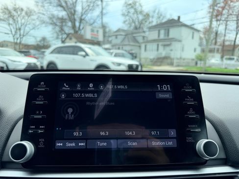 Used 2021 Honda Accord Sport Special Edition image 34