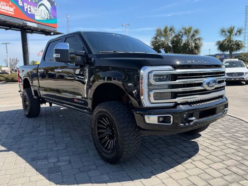 Used 2024 Ford F250 Limited w/ FX4 Off-Road Package image 7