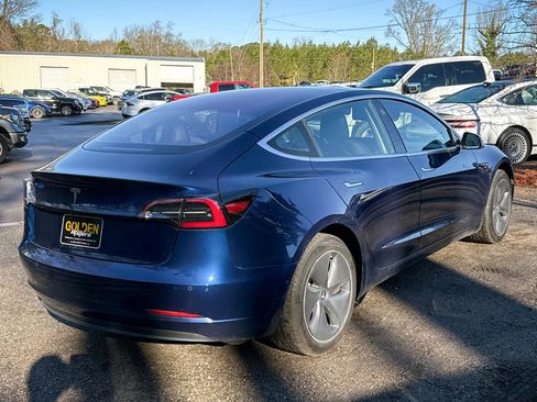 Used 2018 Tesla Model 3 Long Range image 10