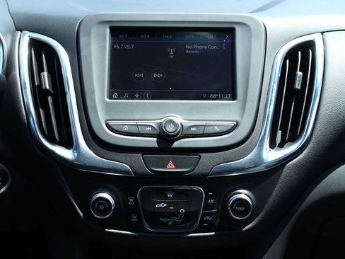 Used 2021 Chevrolet Equinox LT AWD/4WD image 16