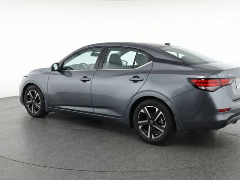 Used 2025 Nissan Sentra SV FWD image 6