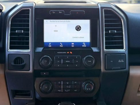 Used 2016 Ford F150 XLT w/ Equipment Group 302A Luxury RWD image 40
