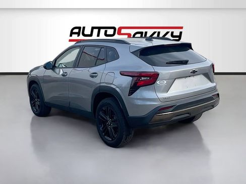 Used 2025 Chevrolet Trax ACTIV w/ Driver Confidence Package image 5