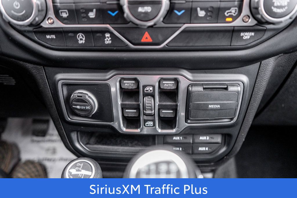 Used 2019 Jeep Wrangler Unlimited Sahara AWD/4WD image 28