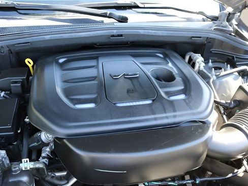 Used 2021 Jeep Grand Cherokee Laredo X image 9