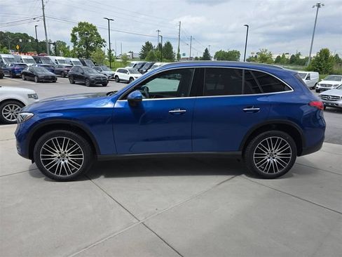 Certified 2025 Mercedes-Benz GLC 300 4MATIC image 9