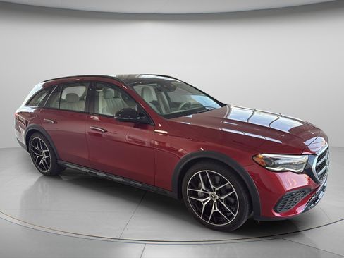 Certified 2024 Mercedes-Benz E 450 4MATIC All-Terrain Wagon image 19
