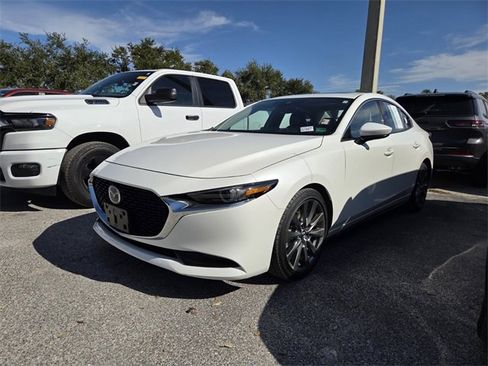 Used 2022 MAZDA MAZDA3 s image 3