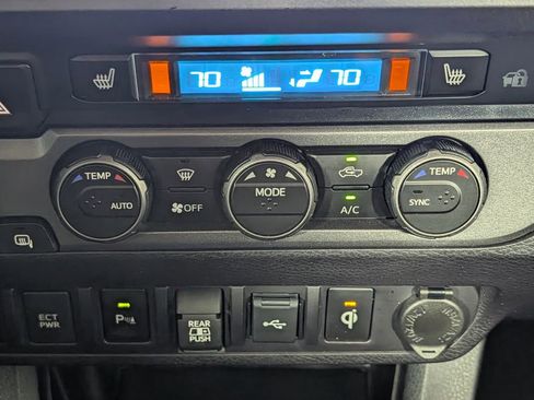 Used 2023 Toyota Tacoma TRD Pro AWD/4WD image 17