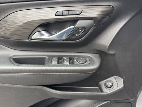 Used 2019 GMC Terrain SLT w/ Preferred Package image 11