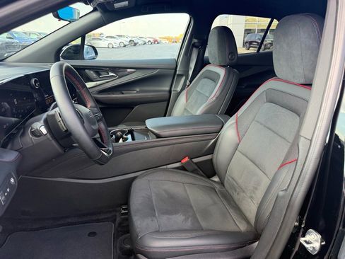 Used 2024 Chevrolet Blazer EV RS image 10