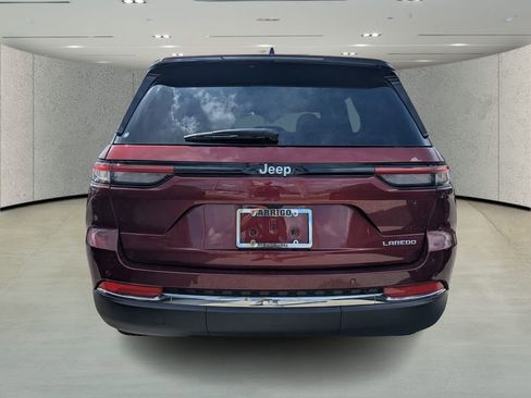 New 2026 Jeep Grand Cherokee Laredo RWD image 5