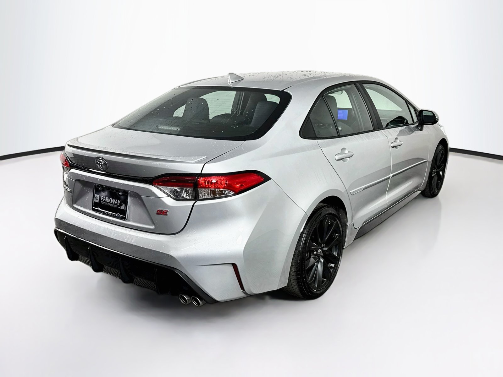 Used 2024 Toyota Corolla SE FWD image 7