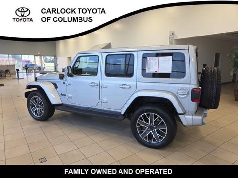 Used 2024 Jeep Wrangler High Altitude AWD/4WD image 10