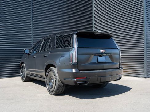Used 2026 Cadillac Escalade Sport w/ Touring Package AWD/4WD image 3