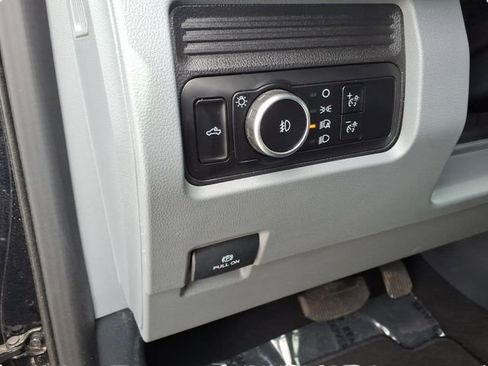 Used 2024 Ford F250 XL w/ STX Appearance Package AWD/4WD image 17