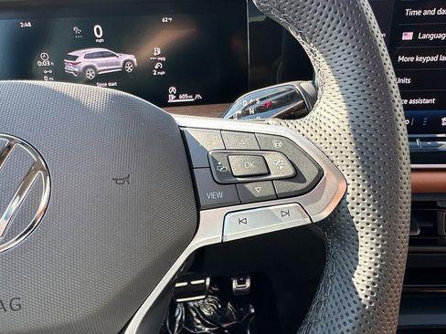 New 2026 Volkswagen Tiguan SEL R-Line image 22