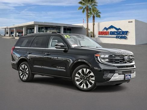 Certified 2025 Ford Expedition Platinum w/ Driver's Package AWD/4WD image 1