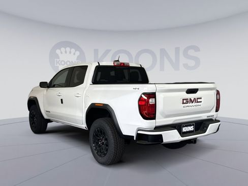 New 2026 GMC Canyon Elevation image 4