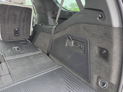 Used 2026 Cadillac Escalade Platinum Sport w/ LPO, ONYX Package AWD/4WD image 20