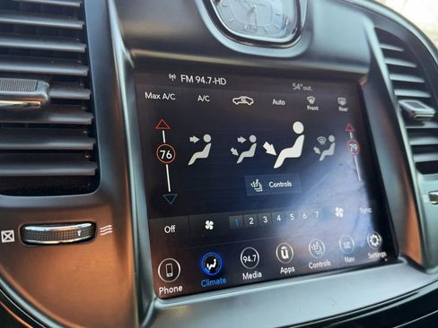 Used 2021 Chrysler 300 S image 34