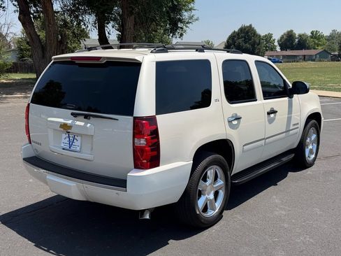 Used 2014 Chevrolet Tahoe LTZ RWD image 5
