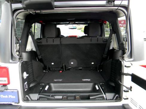 Used 2017 Jeep Wrangler Unlimited Sport w/ Quick Order Package 24S image 13