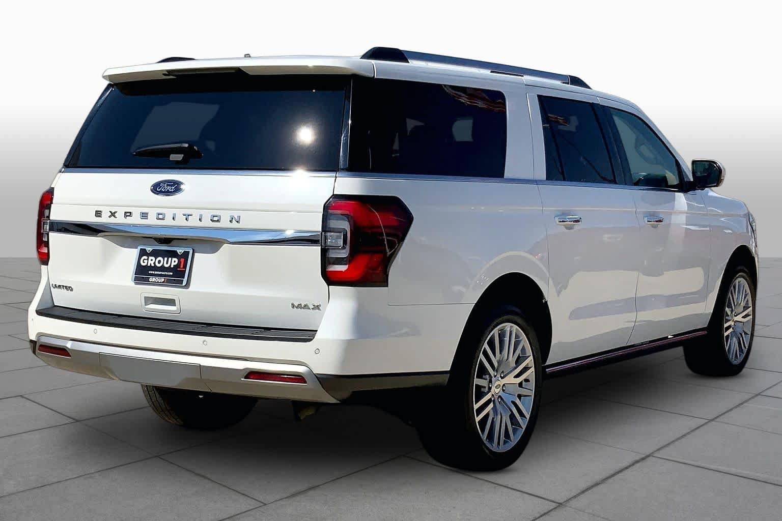 Used 2024 Ford Expedition Max Limited RWD image 13