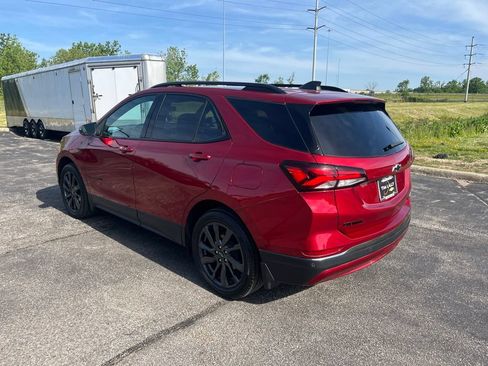 Used 2023 Chevrolet Equinox RS w/ RS Leather Package AWD/4WD image 5