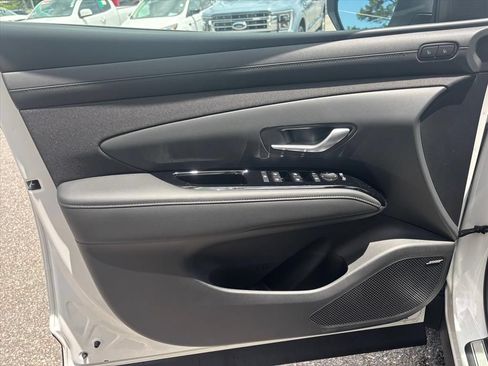 New 2026 Hyundai Tucson Limited AWD/4WD image 9