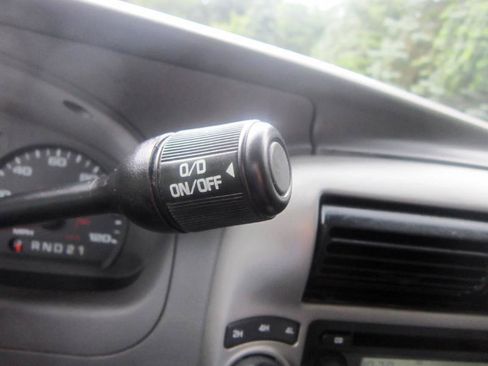 Used 2011 Ford Ranger XLT AWD/4WD image 23