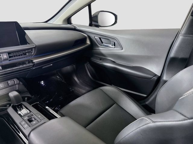 Certified 2024 Toyota Prius XLE FWD image 24