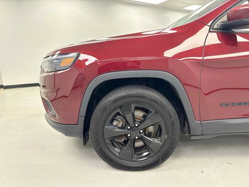 Used 2020 Jeep Cherokee Latitude Plus AWD/4WD image 18