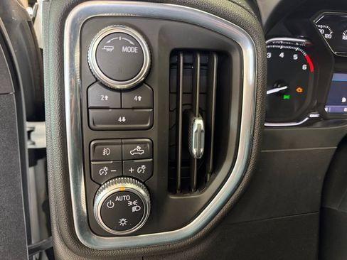 Used 2022 GMC Sierra 2500 SLE w/ SLE Value Package; AWD/4WD image 23
