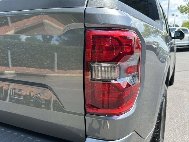 Used 2025 Ford Maverick Lobo AWD/4WD image 15