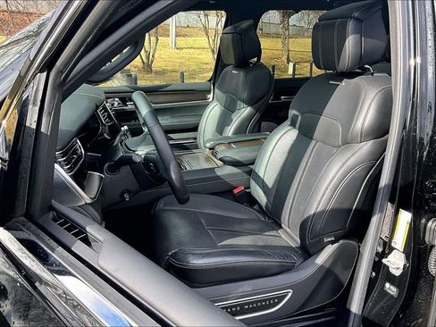 Used 2022 Jeep Grand Wagoneer Series I image 25