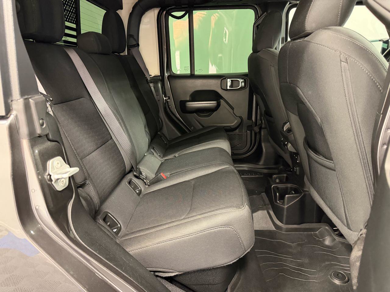 Used 2020 Jeep Gladiator Sport w/ Quick Order Package 24S AWD/4WD image 16