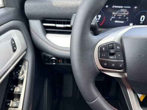 New 2025 Ford Explorer Active w/ Active Comfort Package image 15